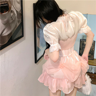 黔西在和伴游交往的过程中，我们应该注意什么呢?
