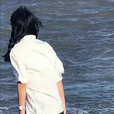 伴游女生江璃的资料