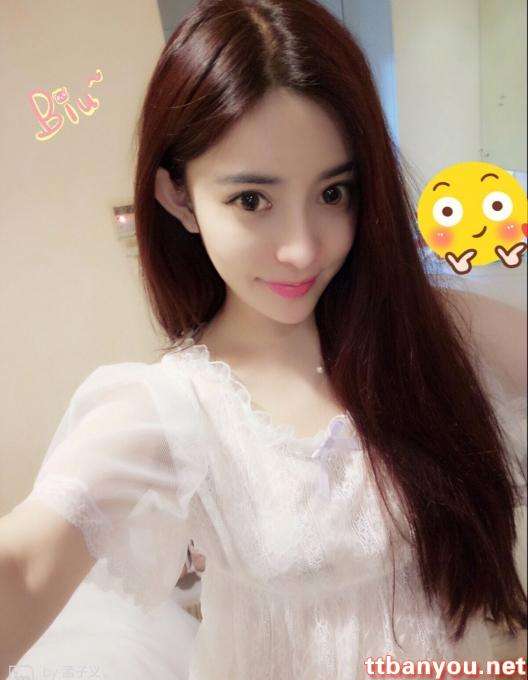 商务伴游模特大学美女在线(商务模特 皆选天天伴游网专业)