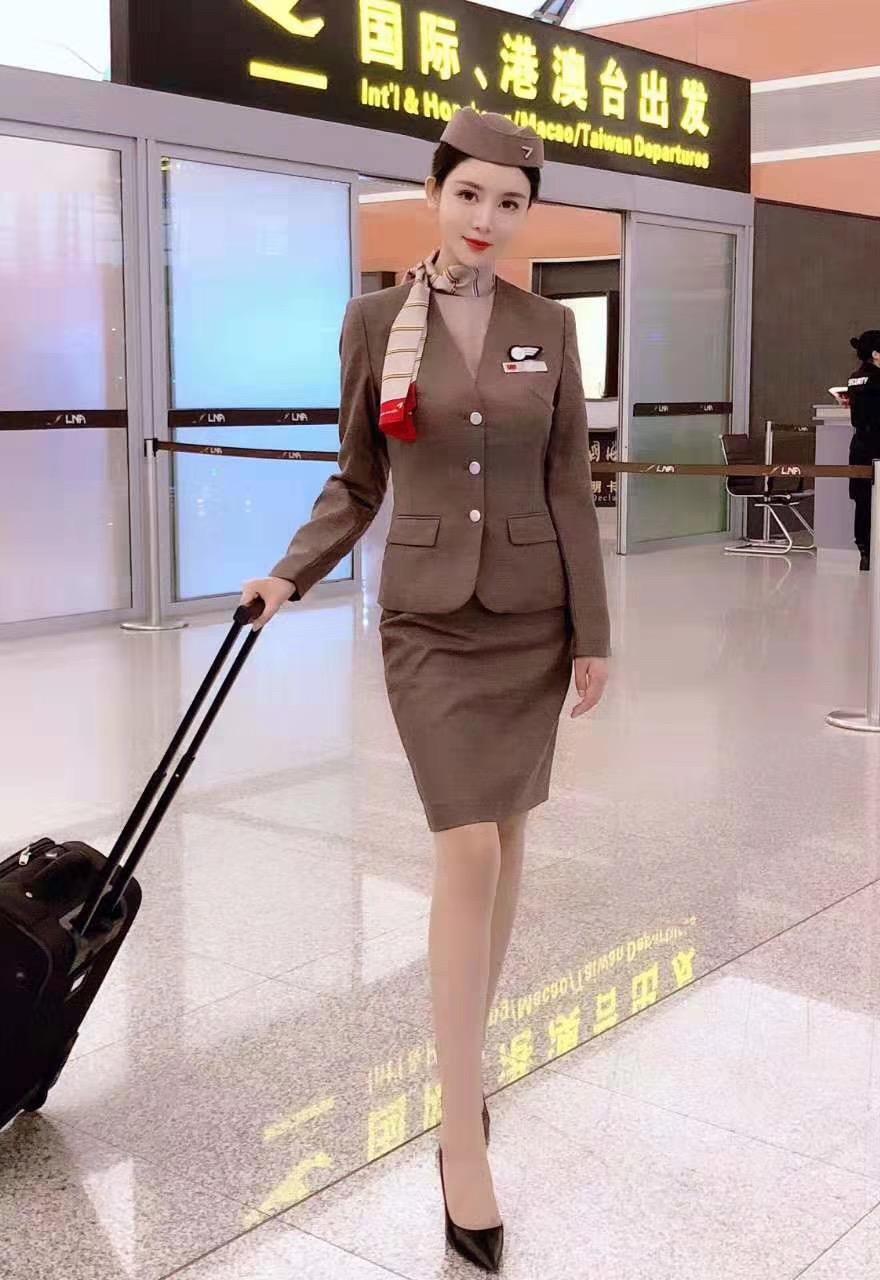 职业模特商务伴游(商务模特 皆选天天伴游网专业)