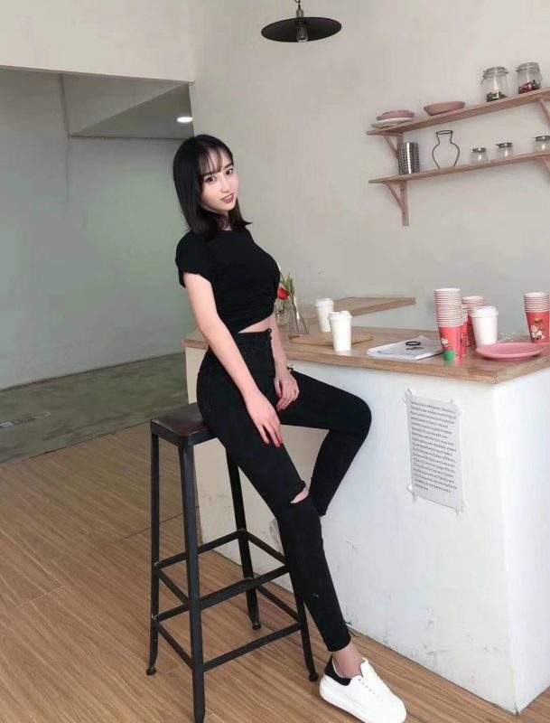 高端伴游模特上门(上海高端模特伴游预约)