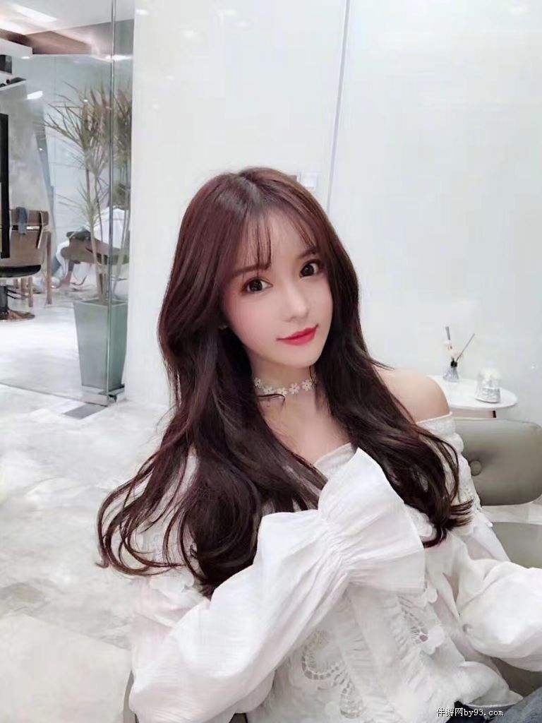 女孩商务伴游的表现(商务伴游是什么意思?)