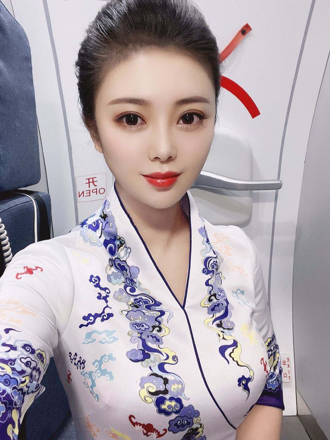 北京高端商务模特伴游(北京高端商务模特伴游团队)